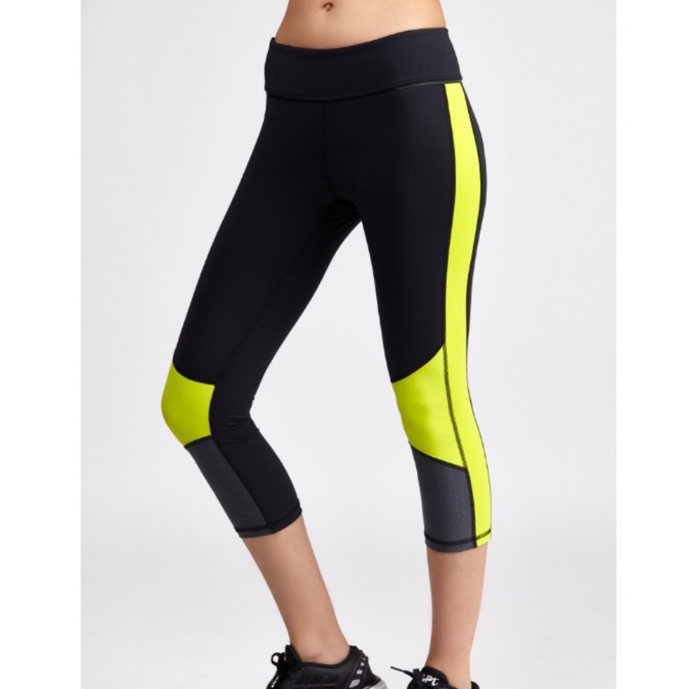 ALALA Blocked Crop Leggings from Bandier